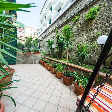 Apartmán Divina Costa Salerno Exteriér fotografie